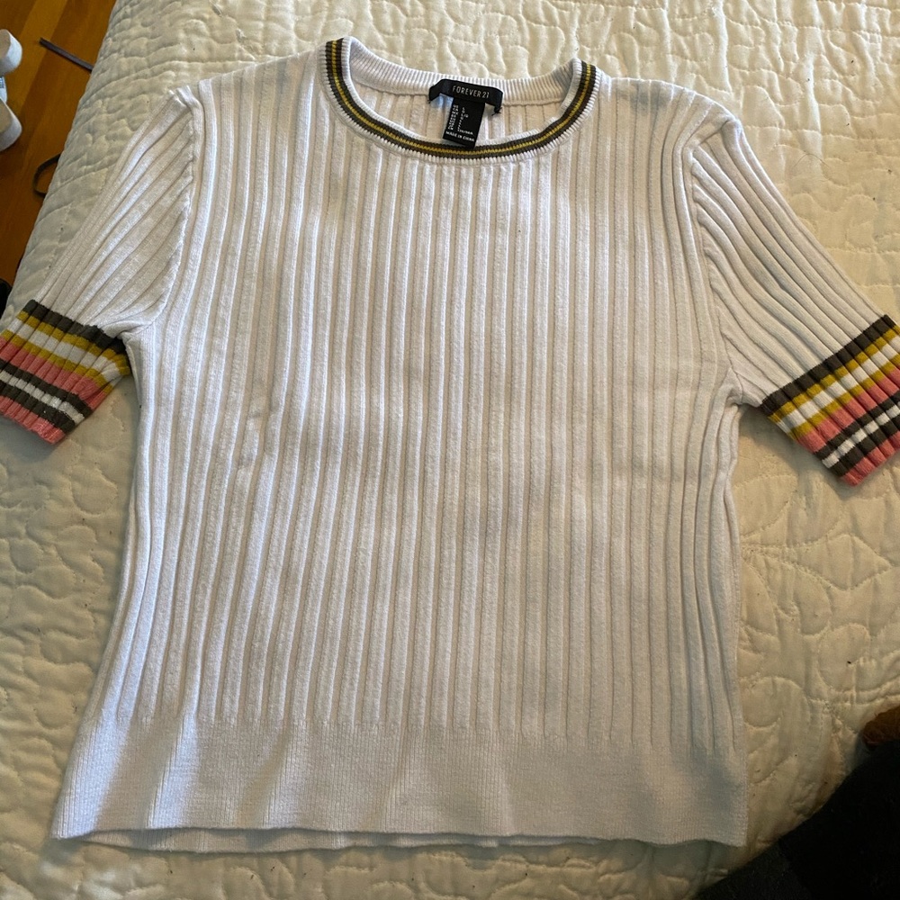 White Forever 21 stretchy sweater shirt.